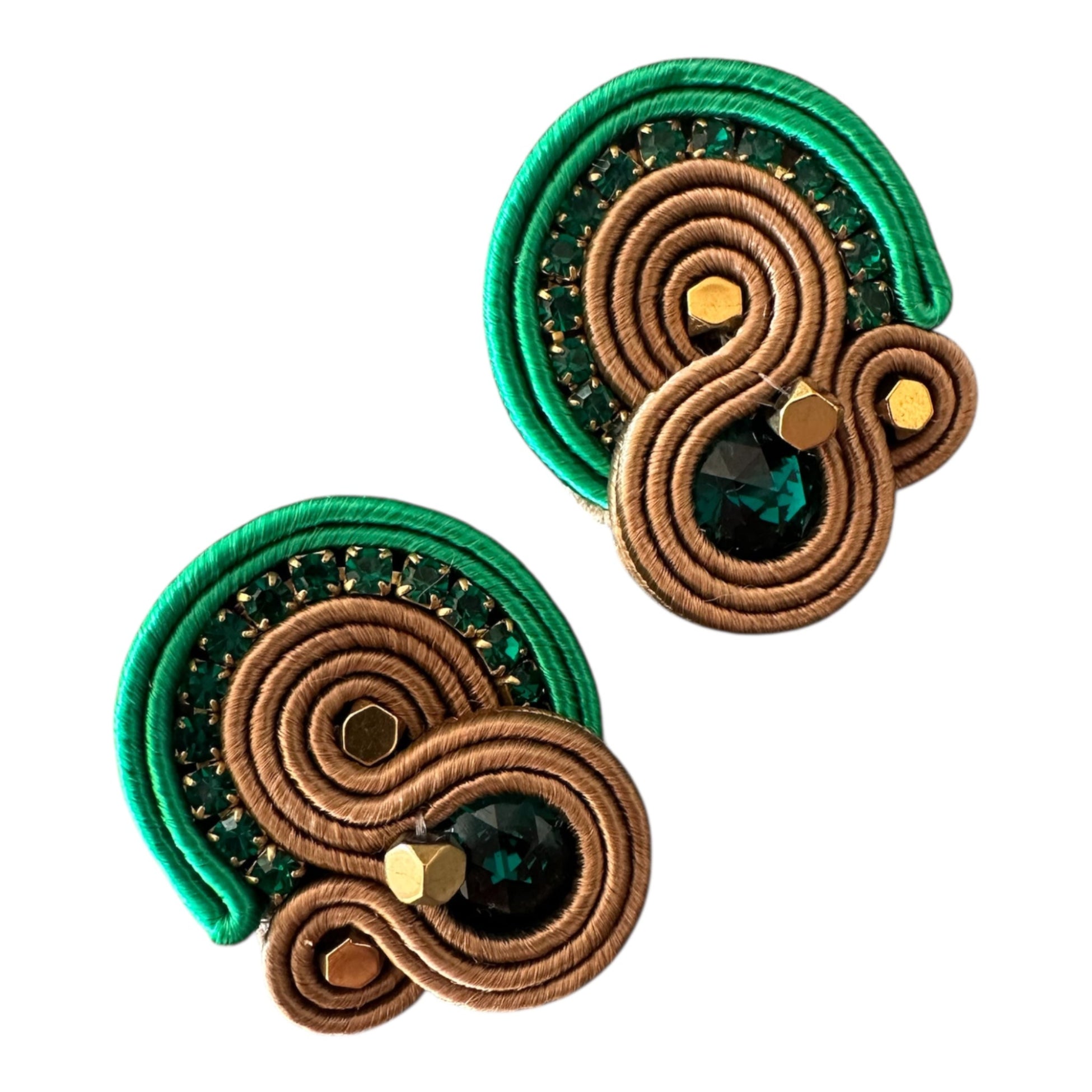 Beth verde e nocciola