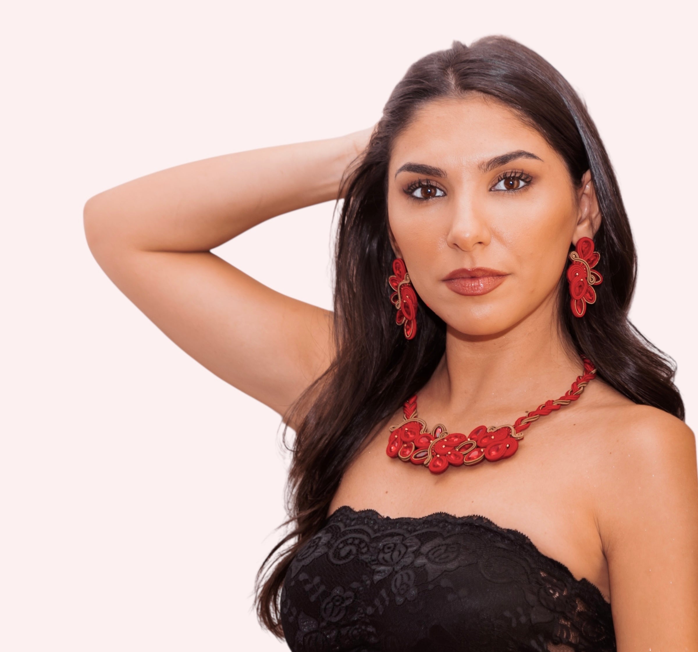 Orecchini Soutache RUBINA – Cristalli Rosso Rubino Artigianali