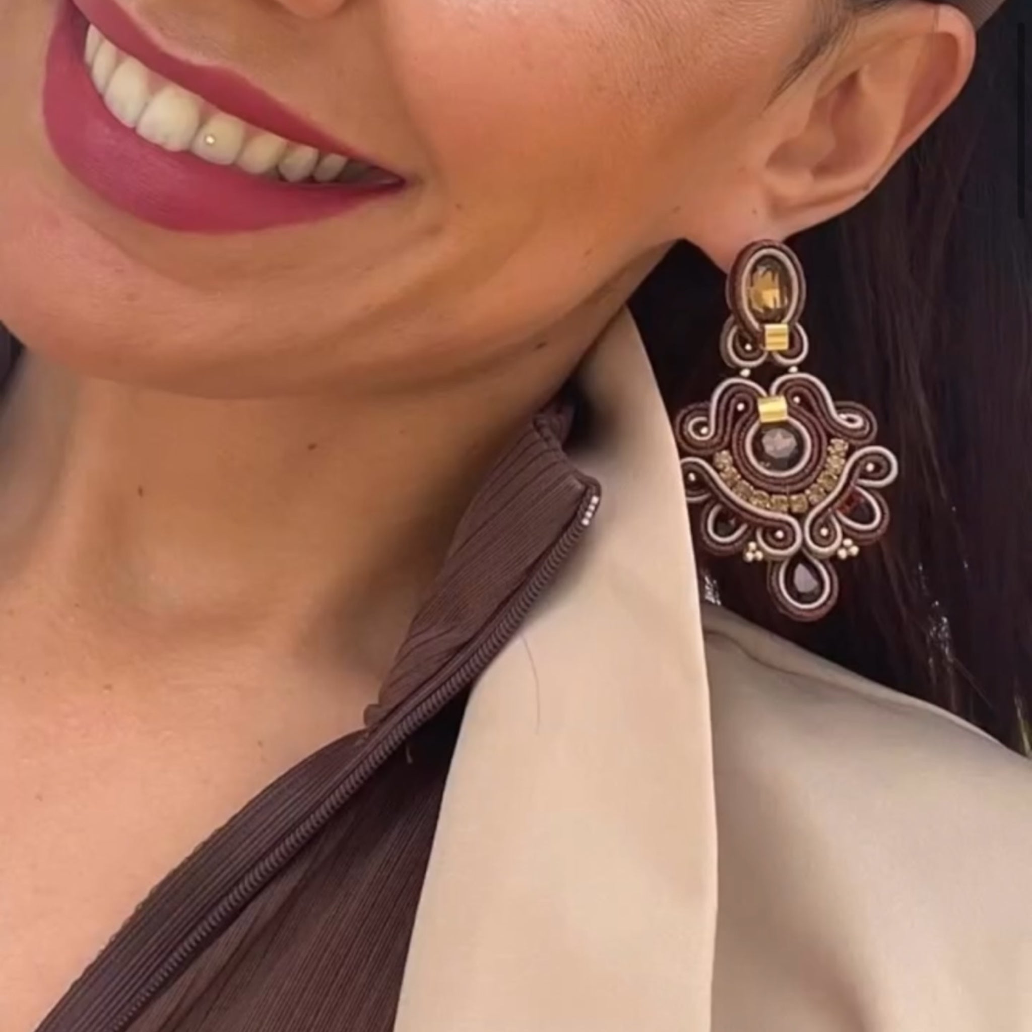 Orecchini Balmain Brown